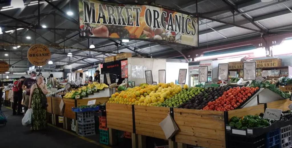 EPIC QUEEN VIC MARKET - Melbourne Local Guide - fresh Vegetables Market